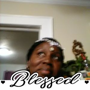 Meet your Posher, Luvenia